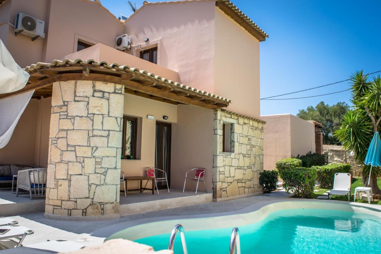 Niriides Luxury Villas 헐소니소스 외부 사진