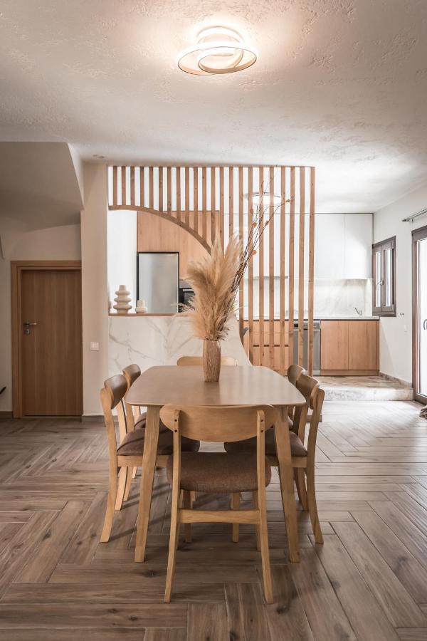Niriides Luxury Villas 헐소니소스 외부 사진